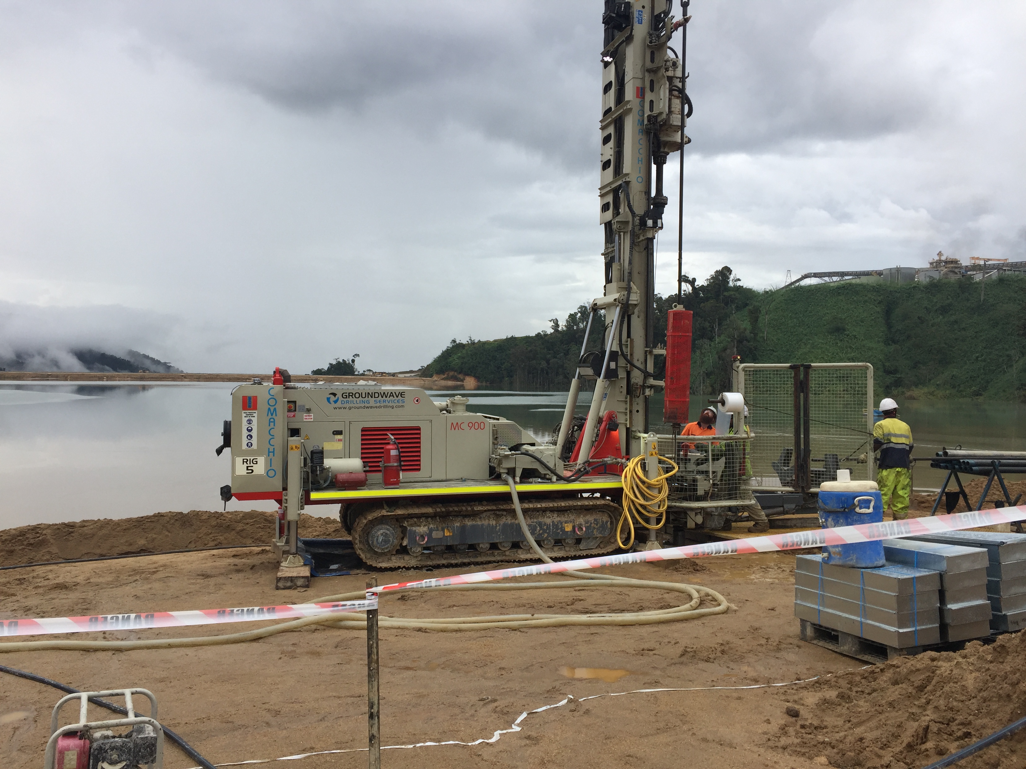 Sonic Diamond Drill Rig drilling in New Caledonia